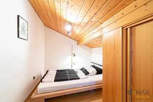 komplett eingerichtetes Einfamilienhaus mit Einliegerwohnung und Sanierungskonzept zu verkaufen – Landshut (Kreis) – Vorschaubild 17