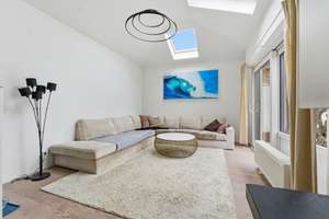 Property thumbnail 12