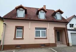 Straßenansicht Haus