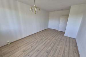 3-Zimmer-Wohnung mit sonniger Loggia | Bezugsfrei, praktisch und preiswert – Die vollständige Adresse der Immobilie erhältst du vom Anbieter., 4347 Schönefeld-Ost, Leipzig – Vorschaubild 3
