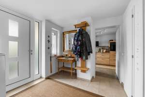 Traumhaft und kernsaniert in Bestlage - 
Reihenmittelhaus mit Terrasse
in 79541 Lörrach – Die vollständige Adresse der Immobilie erhältst du vom Anbieter., 79541 Lörrach – Vorschaubild 3