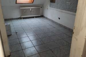 ruhige Wohnung mit 5 Zimmern in Wattenscheid, 4.OG, KDB, großes Wohn-Esszimmer und 4 Schlafzimmer – Hochstr. 28, 44866 Wattenscheid-Mitte, Bochum – Vorschaubild 3