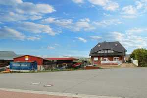 Eventhalle im Gewerbegebiet. Große Halle u. großes Wohnhaus mit Garten, Parkplätzen und Garagen – Goslar (Kreis) – Vorschaubild 20
