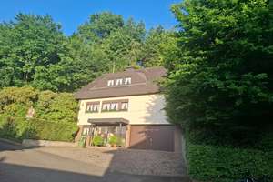 Einfamilienhaus Ortenberg in ruhiger Lage. Provisionsfrei! – Die vollständige Adresse der Immobilie erhältst du vom Anbieter., 77799 Ortenberg – Vorschaubild 1