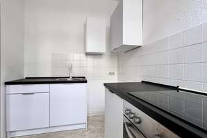 Schöne 2-Zimmer-Whg. mit EBK, ruhig in Nähe der mediz. Uni – Raiffeisenstr. 26, 39112 Leipziger Straße, Magdeburg – Vorschaubild 3