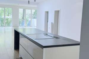 Großzügiges Wohnen mit besonderem Flair – Stilvolle 5 ZW auf zwei Ebenen mit eigenem Garten – Jordanstraße 7, 60486 Bockenheim, Frankfurt am Main – Vorschaubild 2