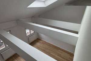 Helle 3,5-Zimmer Wohnung mit Balkon im 2. OG in Wiesbaden-Biebrich – Mainstraße 21, 65203 Biebrich, Wiesbaden – Vorschaubild 8