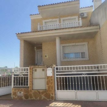 DUPLEX IN LOS PULPITES II