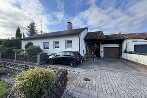 Charmanter, renovierungsbedürftiger Bungalow mit Potenzial – Die vollständige Adresse der Immobilie erhältst du vom Anbieter., 76764 Rheinzabern – Vorschaubild 1