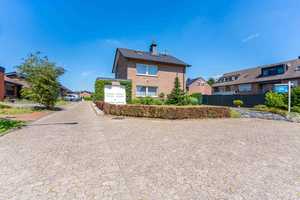 Chance für Macher: Freistehendes Haus mit Potenzial in Niederkrüchten. – Am Platzbruch 20, 41372 Viersen (Kreis) – Vorschaubild 1