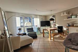 Schön geschnittene, helle 3-Zimmer-Eigentumswohnung in guter Wohnlage mit Balkon, mitten in Sülz