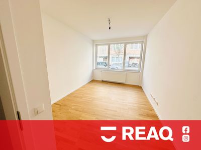 Erstbezug nach Sanierung! WG-geeignete 3-Zimmer-Wohnung in bester Innenstadtlage!