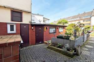 Reihenmittelhaus in zentraler Lage von Trier mit Innenhof, Garten, Terrasse, Balkon und Garage. – Die vollständige Adresse der Immobilie erhältst du vom Anbieter., 54292 Nord, Trier – Vorschaubild 11