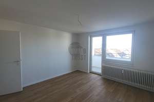FRISCH SANIERT MIT FESTUNGSBLICK – Die vollständige Adresse der Immobilie erhältst du vom Anbieter., 97072 Sanderau, Würzburg – Vorschaubild 3