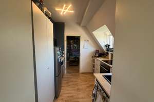 Dachgeschosswohnung - 3 Zimmer zu vermieten – Die vollständige Adresse der Immobilie erhältst du vom Anbieter., 47057 Neudorf-Süd, Duisburg – Vorschaubild 3