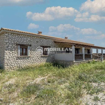 Freistehende Einfamilienvilla in Archivel