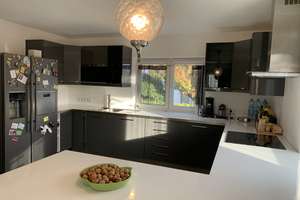Modernisiertes Einfamilienhaus mit sieben Zimmern und Einbauküche in Au in der Hallertau – Die vollständige Adresse der Immobilie erhältst du vom Anbieter., 84072 Au in der Hallertau – Vorschaubild 2