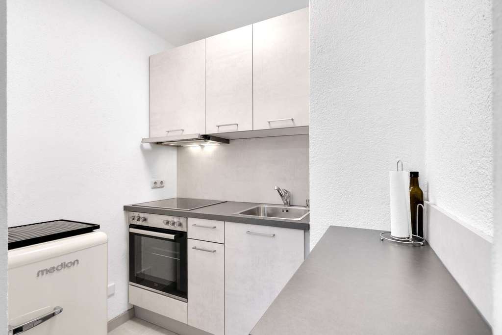 Immobilie in Erding - Perfekt geschnittene Wohnung ohne Mietvertrag – mit Loggia, neuer Küche & TG-Stellplatz - Bild 3