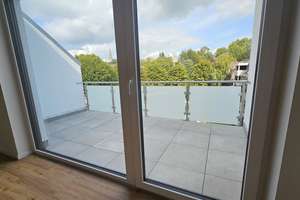 PROVISIONSFREI – Helle, barrierefreie 4-Zimmer-Wohnung mit sonnigem Balkon  zu Mieten – Fliethstraße 27, 41061 Gladbach, Mönchengladbach – Vorschaubild 2