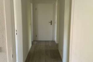 Komplett renovierte 3 Zimmer Wohnung mit Balkon in Gelsenkirchen zu vermieten – Grimmstraße 26, 45883 Heßler, Gelsenkirchen – Vorschaubild 14