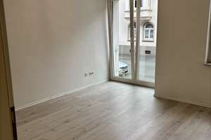 Großzügige sanierte 3-4 Zimmerwohnung mit Terrasse. Stellplatz oder Garage auf Wunsch! – Bülowstraße 5, 42659 Solingen-Mitte, Solingen – Vorschaubild 6