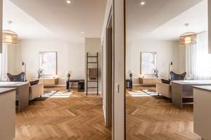 Erstbezug nach Sanierung | Stilvolle 3-Zi. Altbauwohnung mit Einbauküche am Volkspark Wilmersdorf – 10715 Wilmersdorf, Berlin – Vorschaubild 2