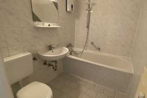 Gut geschnittene 2-Zi.-Wohnung mit Balkon! Kautionsfrei!!! – Burgwall 17, 38444 Wolfsburg – Vorschaubild 2