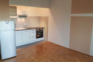 Schöne, geräumige Einzimmer Wohnung in Augsburg mit Balkon- direkt an der Hochschule
