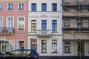 Repräsentatives Stadthaus mit romantischem Innenhof – Die vollständige Adresse der Immobilie erhältst du vom Anbieter., 47798 Stadtmitte, Krefeld – Vorschaubild 1