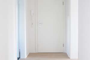 Klasseangebot im schönen Unterbach: Aktuell vermietete, modernisierte 3 Raum Wohnung  mit Süd-Balkon – Sandstraße xx, 40627 Unterbach, Düsseldorf – Vorschaubild 2
