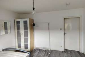 Wohnung 4 - Zimmer 1  70372 Stuttgart – WG-Zimmer im Dachgeschoss – Die vollständige Adresse der Immobilie erhältst du vom Anbieter., 70372 Kurpark, Stuttgart – Vorschaubild 11