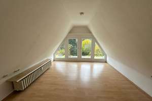 Großzügiges 2-Parteienhaus mit großem Grundstück, Terrasse & Wellnessbereich in Köln-Lövenich – Die vollständige Adresse der Immobilie erhältst du vom Anbieter., 50859 Lövenich, Köln – Vorschaubild 23