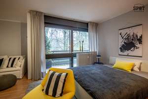 MÖBLIERT: Modern möbliertes Apartment mit großem Balkon im Herzogpark