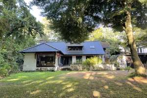 Freistehendes Einfamilienhaus im Schlossgartenviertel – Die vollständige Adresse der Immobilie erhältst du vom Anbieter., 48149 Schloss, Münster – Vorschaubild 1