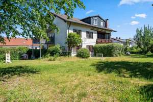 Großzügiges Dreifamilienhaus mit 2 vermieteten Einheiten und sofort bezugsfreier Maisonette-Wohnung! – Einhauser Straße 29, 93138 Lappersdorf – Vorschaubild 2