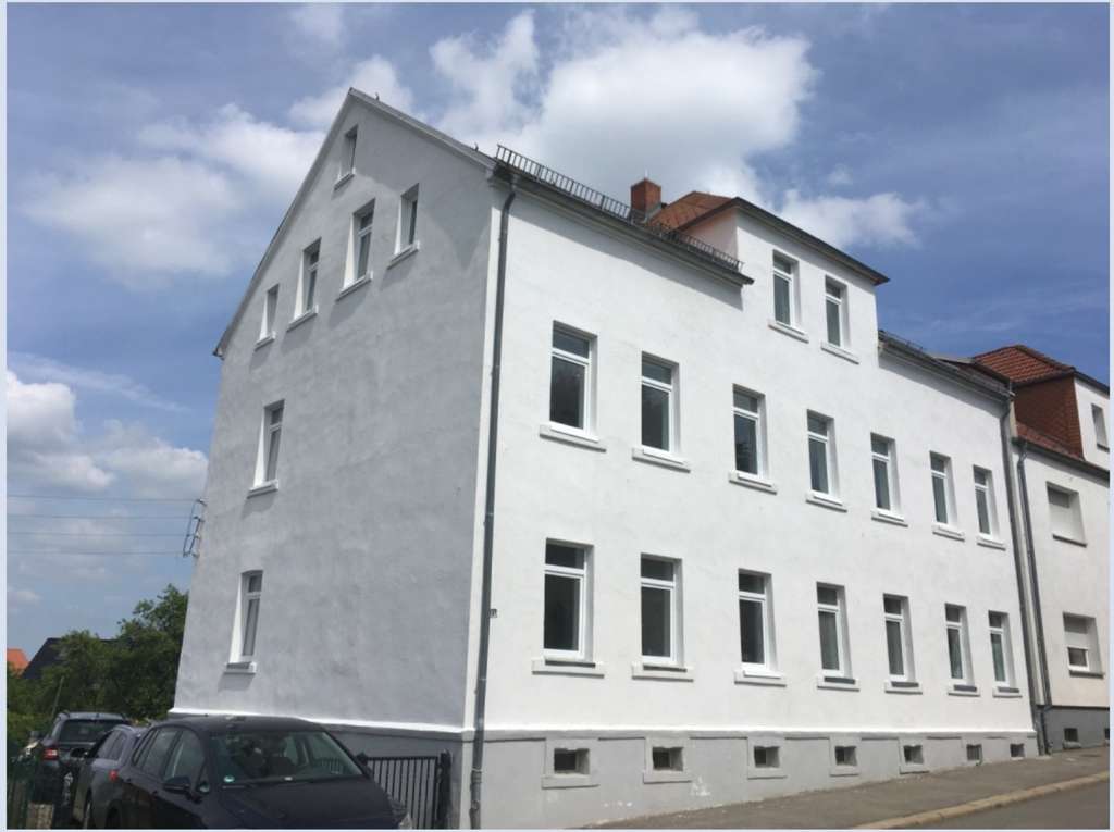 Immobilie in Zwickau - Frisch saniertes Fünf-Familienhaus in 08064 Zwickau - Cainsdorf - Bild 0