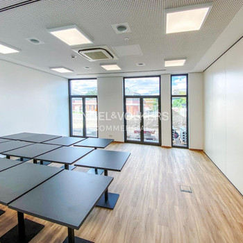 S-Bahn vor der Tür: Helle Büros in Altglienicke