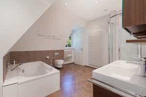 Eleganz trifft Geschichte – Exklusive Villa in Hochkamp – Die vollständige Adresse der Immobilie erhältst du vom Anbieter., 22609 Osdorf, Hamburg – Vorschaubild 13
