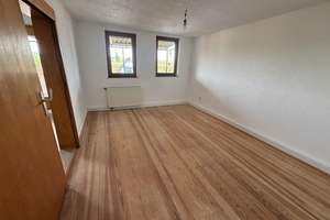 Geräumige 5-Zimmer Wohnung in Herrenberg – Stuttgarter Straße 5, 71083 Herrenberg – Vorschaubild 2
