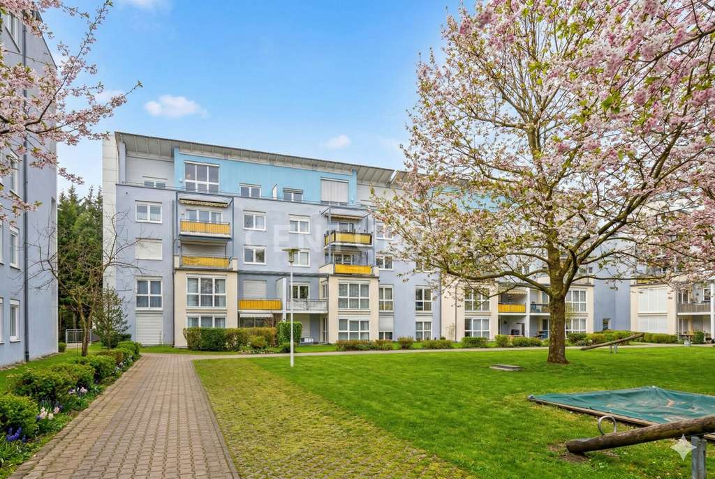 Immobilie in Rheinfelden (Baden) - Wohnen mit Weitblick – stilvoll, modernisiert und zentrumsnah in Rheinfelden - Bild 1