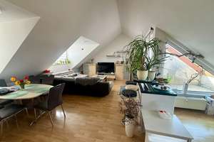 WOHNEN ÜBER DEN DÄCHERN VON ERFURT - HELLE 3- ZKB - DACHGESCHOSSWOHNUNG – Die vollständige Adresse der Immobilie erhältst du vom Anbieter., 99089 Ilversgehofen, Erfurt – Vorschaubild 2