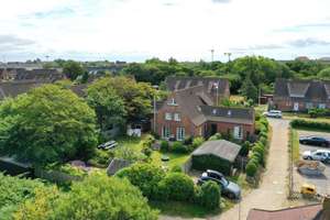 Blick auf das Naturschutzgebiet in List: Doppelhaushälfte mit Einliegerwohnung, 2 Stellplätze – Am Brünk 41, 25992 List (Sylt) – Vorschaubild 3