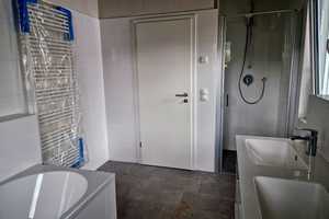 Tolles 5-Zimmer-Einfamilienhaus mit luxuriöser Innenausstattung in Stahnsdorf – Krughofstrasse 12, 14532 Potsdam-Mittelmark (Kreis) – Vorschaubild 10