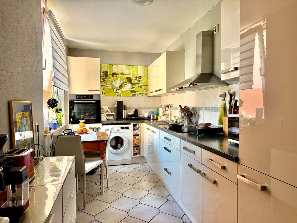 Immobilie in Monheim am Rhein - Attraktive 2-Zimmerwohnung mit Loggia in entspannter Lage - Monheim Baumberg - Bild 2