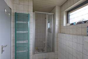 Endlich im eigenen Haus! Reihenhaus mit vielen Zimmern, Garage, Garten, Stellplatz...  – Köln – Vorschaubild 6