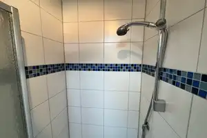 Exklusive, sanierte 2-Zimmer-Wohnung mit EBK in Stuttgart – Stuttgart – Vorschaubild 13
