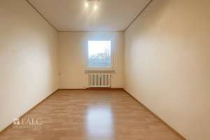 Sofort bezugsfrei & top gepflegt! Charmante 3-Zimmer-Wohnung mit Balkon und Rheinblick – Die vollständige Adresse der Immobilie erhältst du vom Anbieter., 51143 Zündorf, Köln – Vorschaubild 4