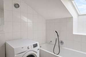 Eigentumswohnung  2 ZKB im DG mit  Balkon, EBK und Garage -NDH Oberstadt  -zu verkaufen ! – Wilhelm-Nebelung-Str. 8, 99734 Nordhausen – Vorschaubild 5