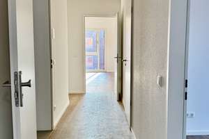 Neubau-Gebiet Hannover Kronsrode: Einbauküche, große Loggia, Fußbodenheizung, HWR, Lift, TG, Keller – Kattenbrookstrift 76, 30539 Bemerode, Hannover – Vorschaubild 6