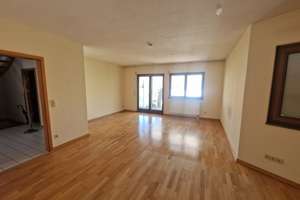 Renoviertes Einfamilienhaus mit 5 Zimmern und Garage in Berlin-Biesdorf – Die vollständige Adresse der Immobilie erhältst du vom Anbieter., 12683 Biesdorf, Berlin – Vorschaubild 2
